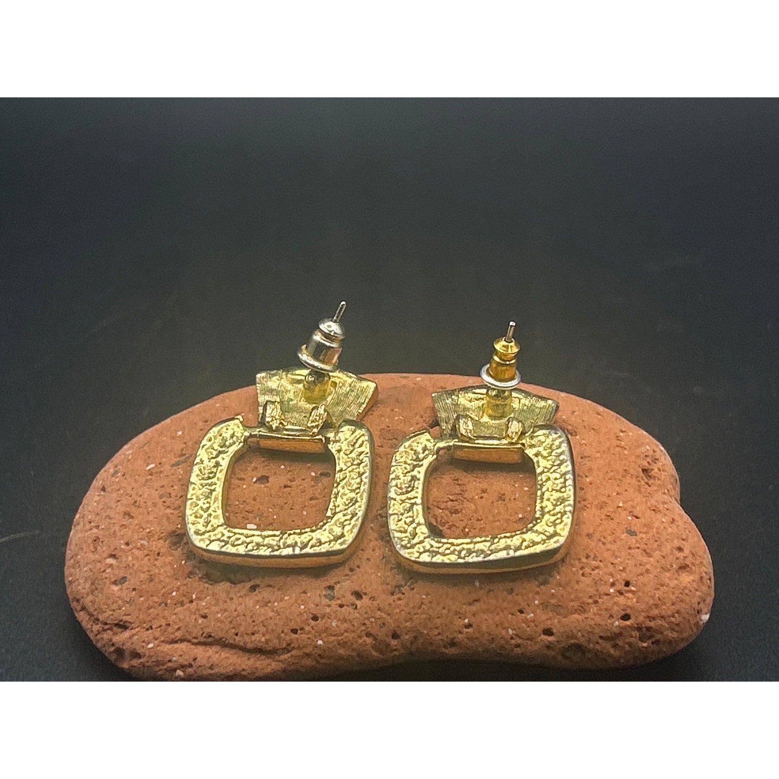 Vintage Gold Tone Pivoting Wire Rhinestone Dangle Drop Floating Earrings Y2K 90s