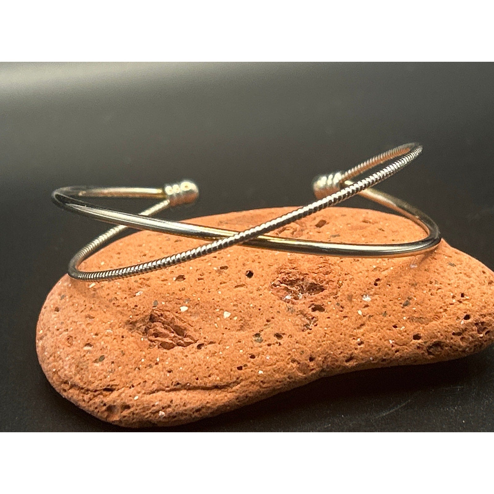 Vintage Silver Tone Coiled & Smooth Wire Crisscross Cuff Bracelet Open Bangle