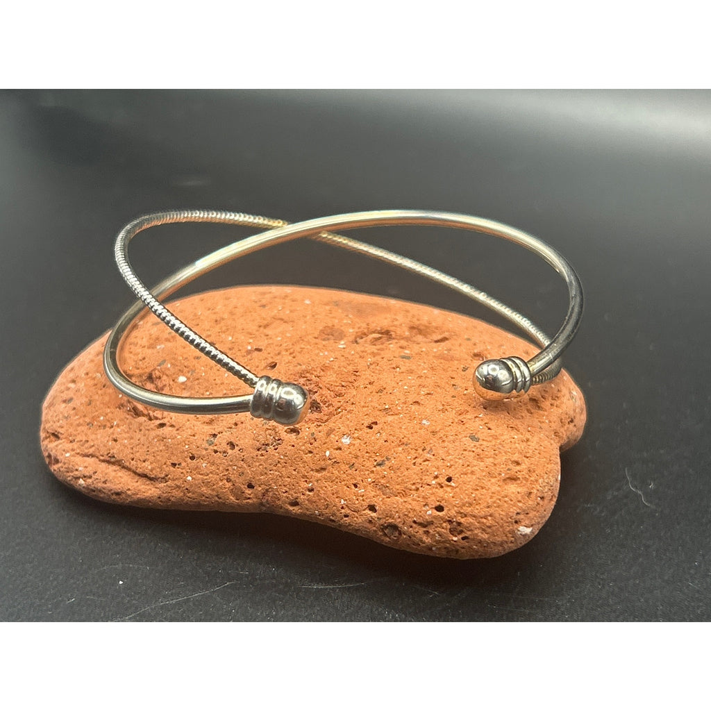 Vintage Silver Tone Coiled & Smooth Wire Crisscross Cuff Bracelet Open Bangle