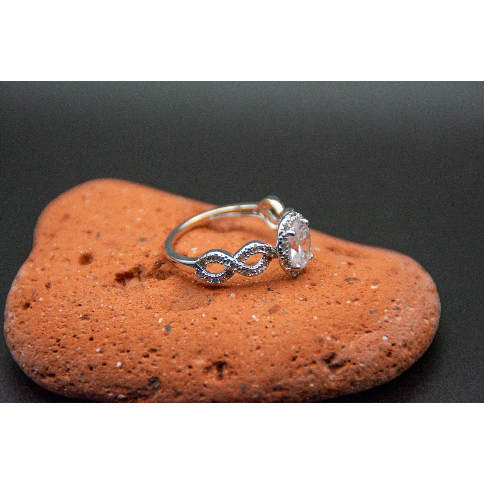 Vintage NVC Sterling Silver Oval Halo Infinity Band Ring Size 8