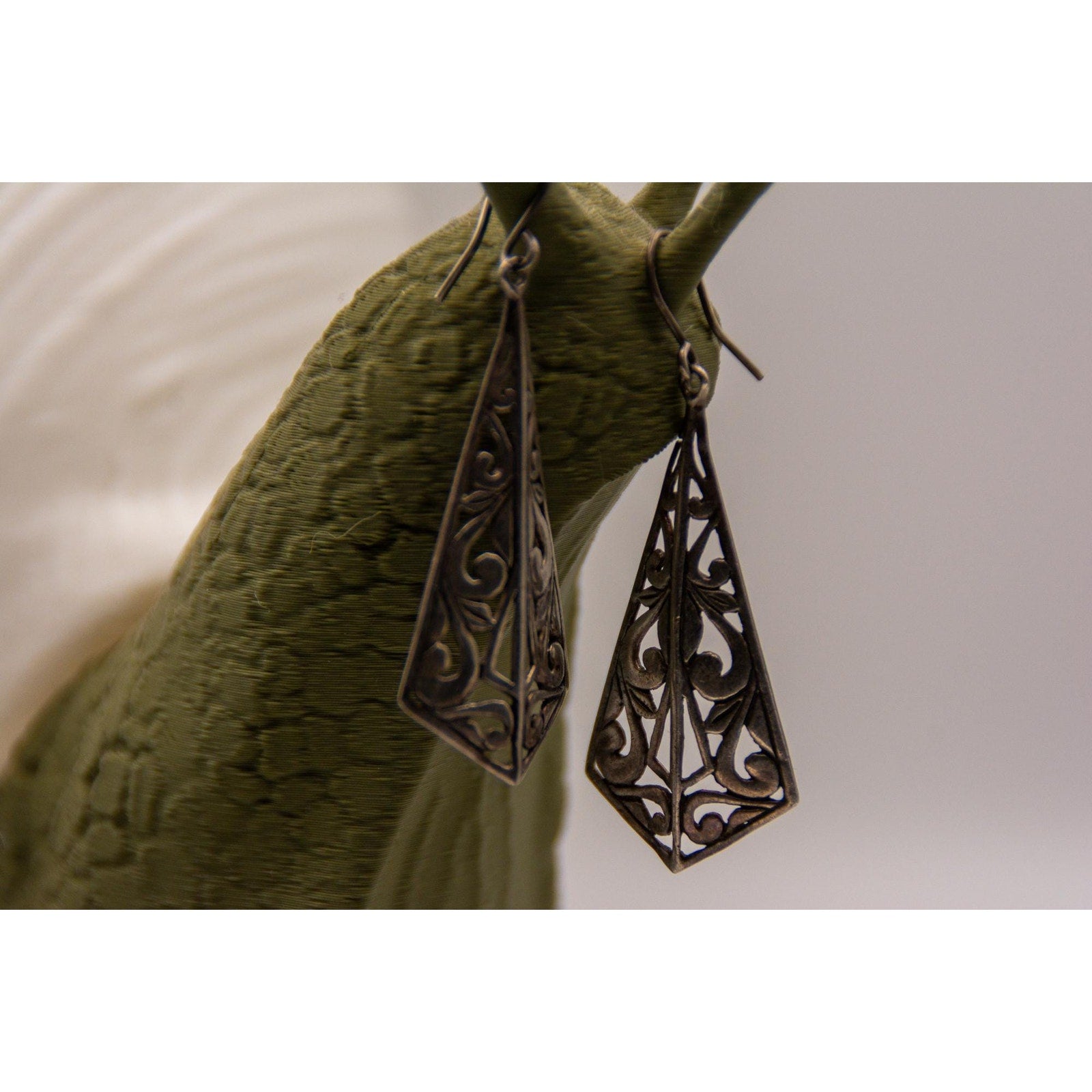 Vintage 925 Sterling Silver Filigree Dangle Earrings – Handmade 1970s-1980s