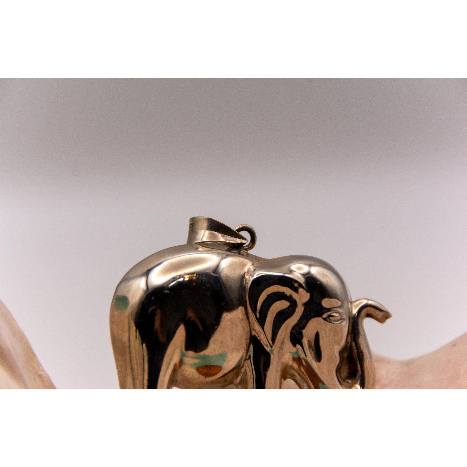 Vintage Sterling Silver Elephant Pendant 14.1g Solid 925 Animal Good Luck Charm