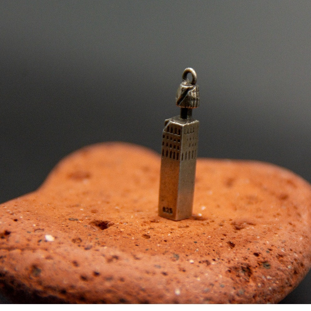 Vtg Germany 835 Silver Frankfurt Goethe Tower Building Travel Bracelet Charm