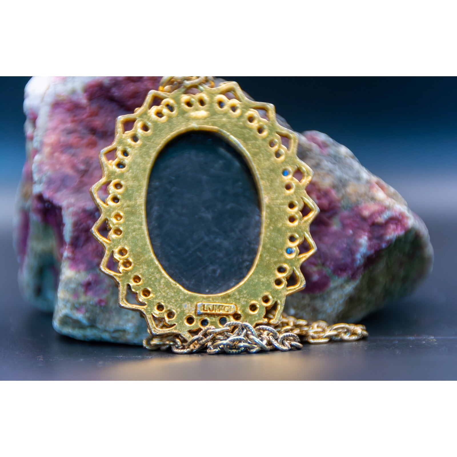 1950s Laurentian Manufacturing LJM Cameo Pendant with 18" Gold Tone Chain