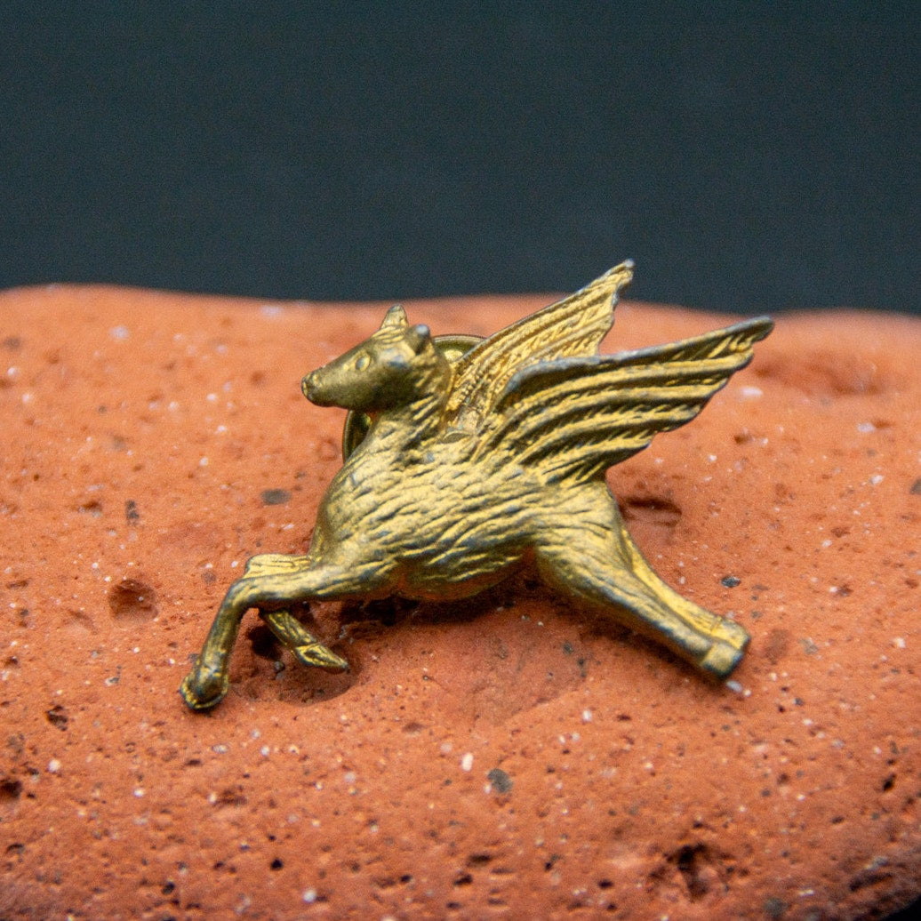 Vintage  Mobil Oil Pegasus Brass Flying Horse Lapel Pin