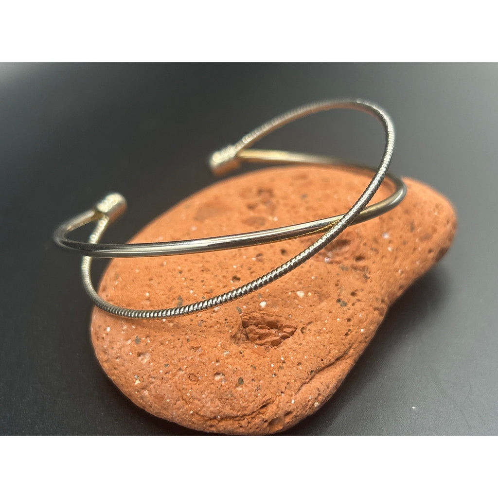 Vintage Silver Tone Coiled & Smooth Wire Crisscross Cuff Bracelet Open Bangle