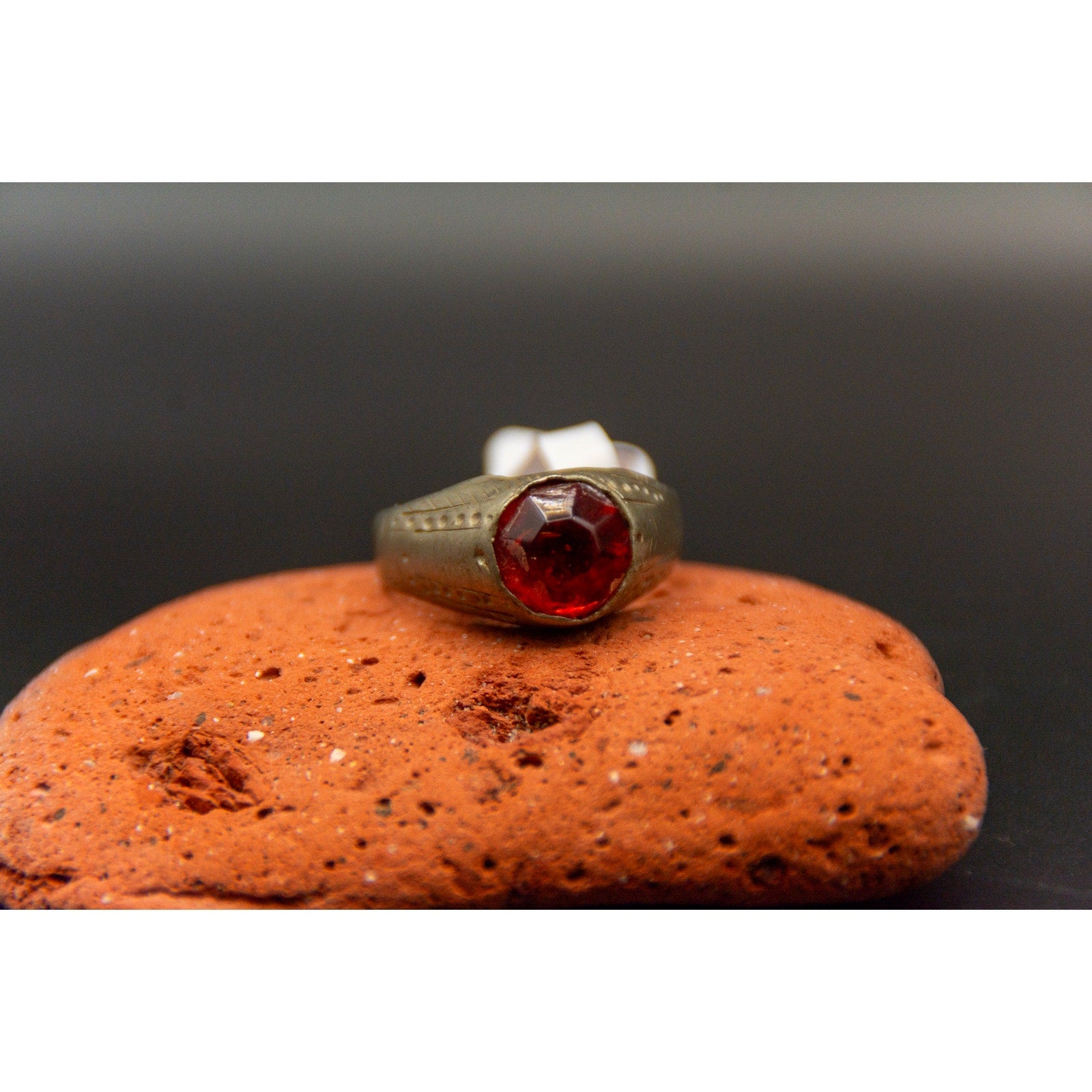 Afghan Kochi Tribal Ring with beautiful red glass stone - size 8