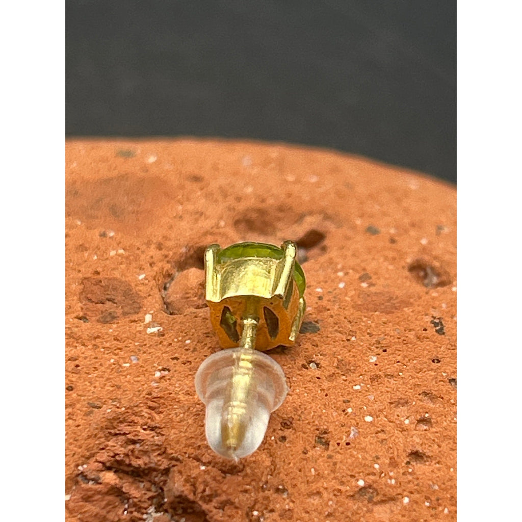 Vintage 3mm Gold Tone Peridot Green Stud Earrings August Birthstone