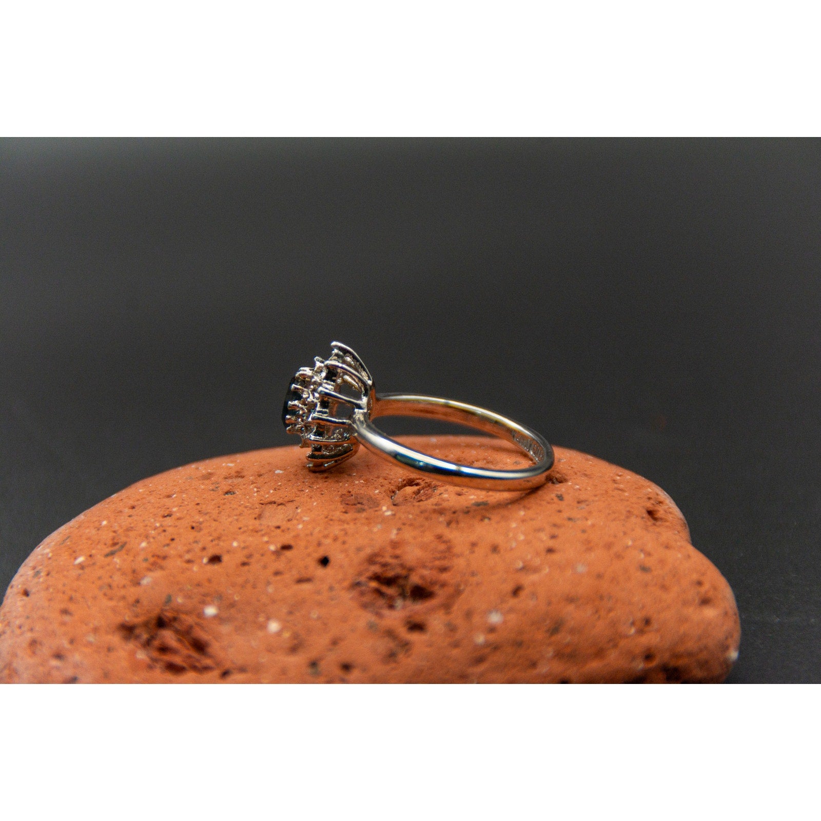 Vintage Joseph Esposito ESPO Gold Plated Ring - Size 7