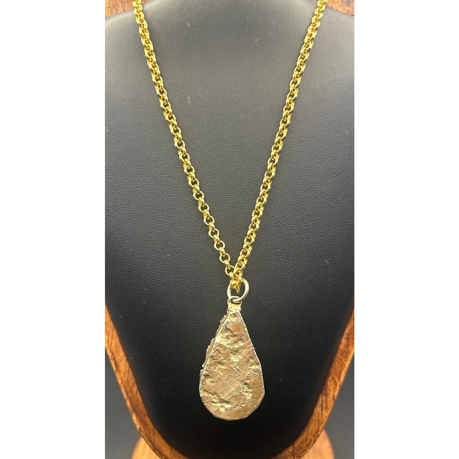 Vintage Premier Designs Amethyst Druzy Pendant Necklace 24" Gold Tone Crown Logo