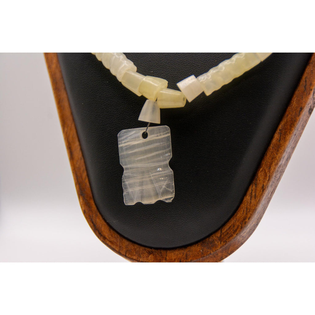 Vintage Quartz Pendant Necklace 16" - Carved Cream Beads - Gold Tone Accents - 38.1g Collar