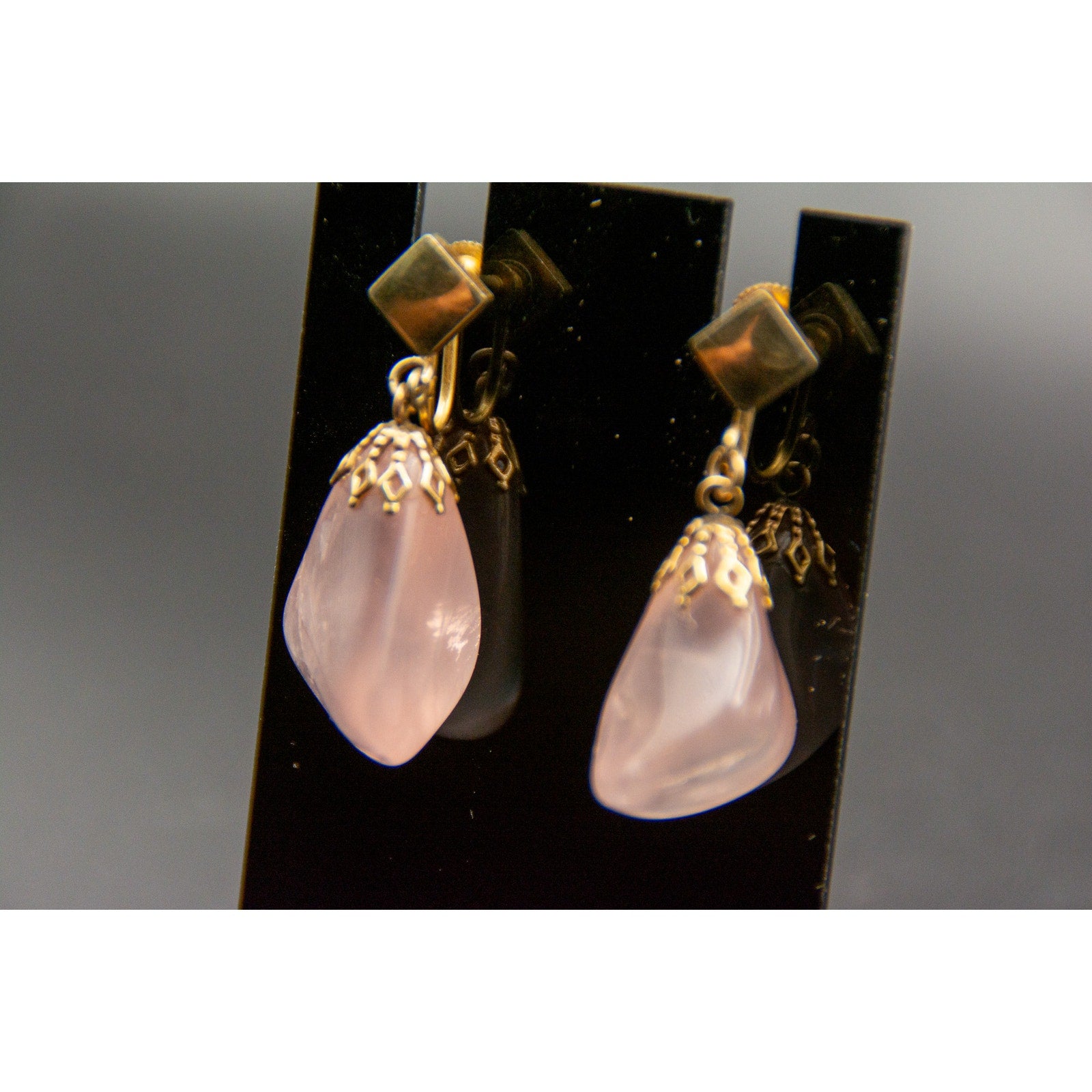 Vtg Rose Quartz Dangle Earrings Gold Tone Screw Back Handcrafted Love Crystal