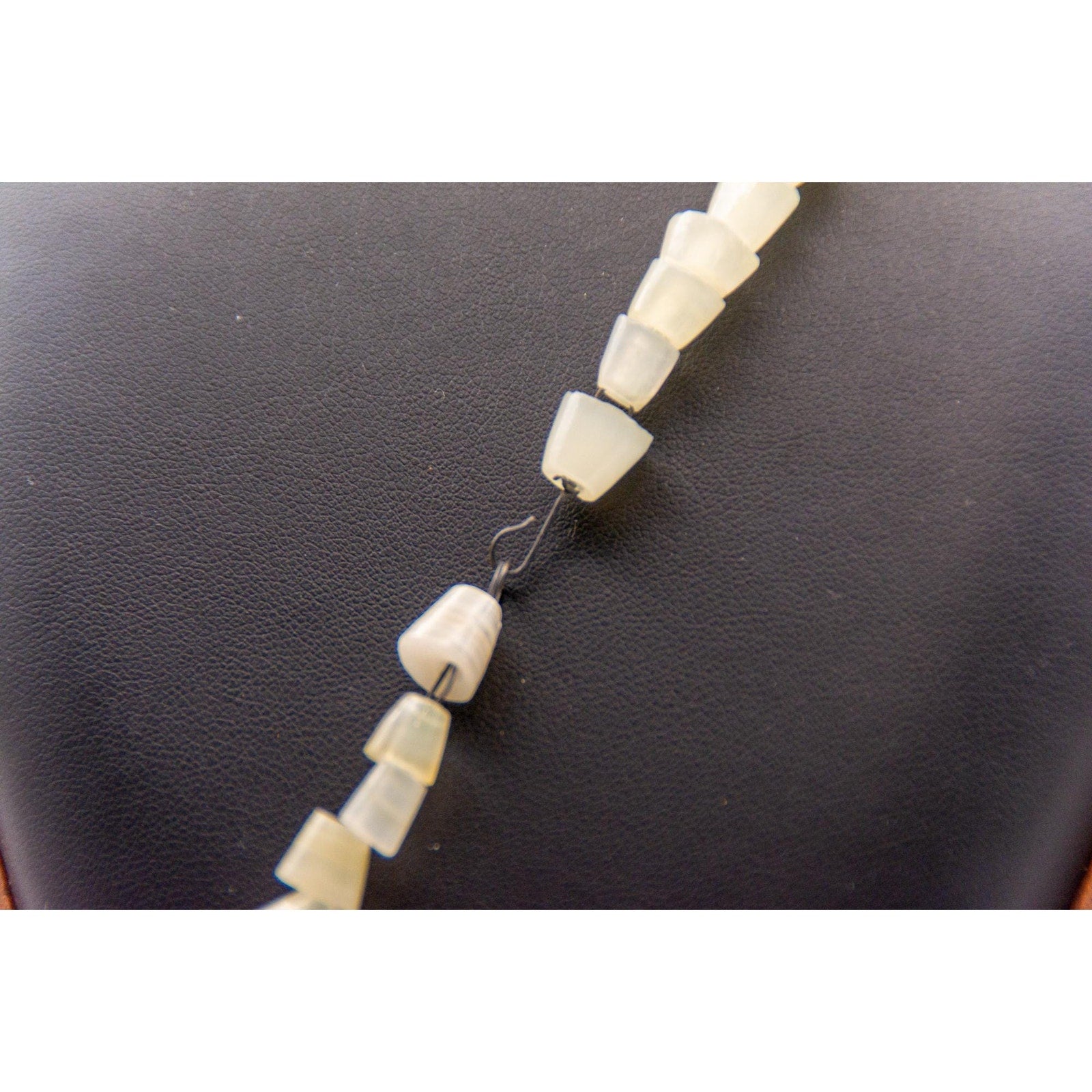 Vintage Quartz Pendant Necklace 16" - Carved Cream Beads - Gold Tone Accents - 38.1g Collar