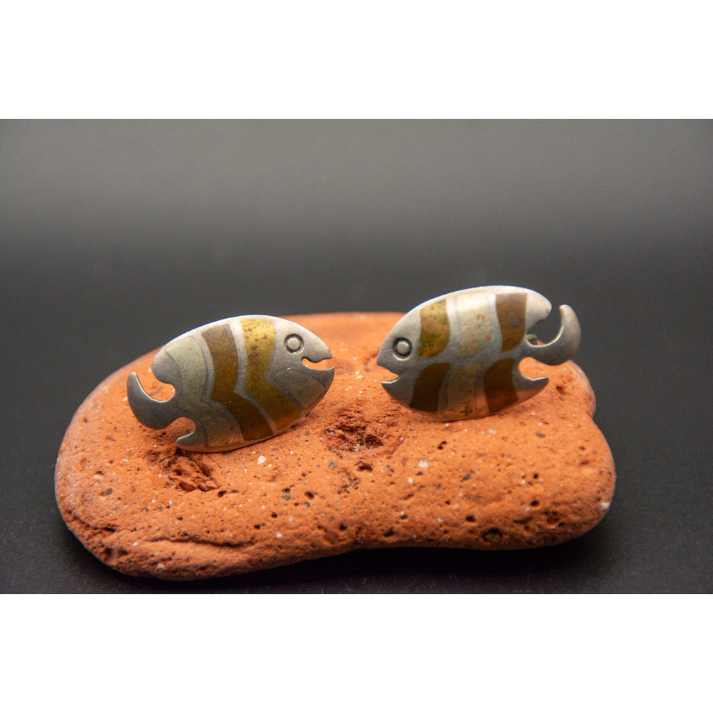 Vintage Mexican Metales Casados Silver Fish Screwback Earrings