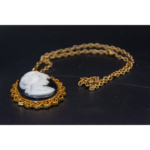 1950s Laurentian Manufacturing LJM Cameo Pendant with 18" Gold Tone Chain