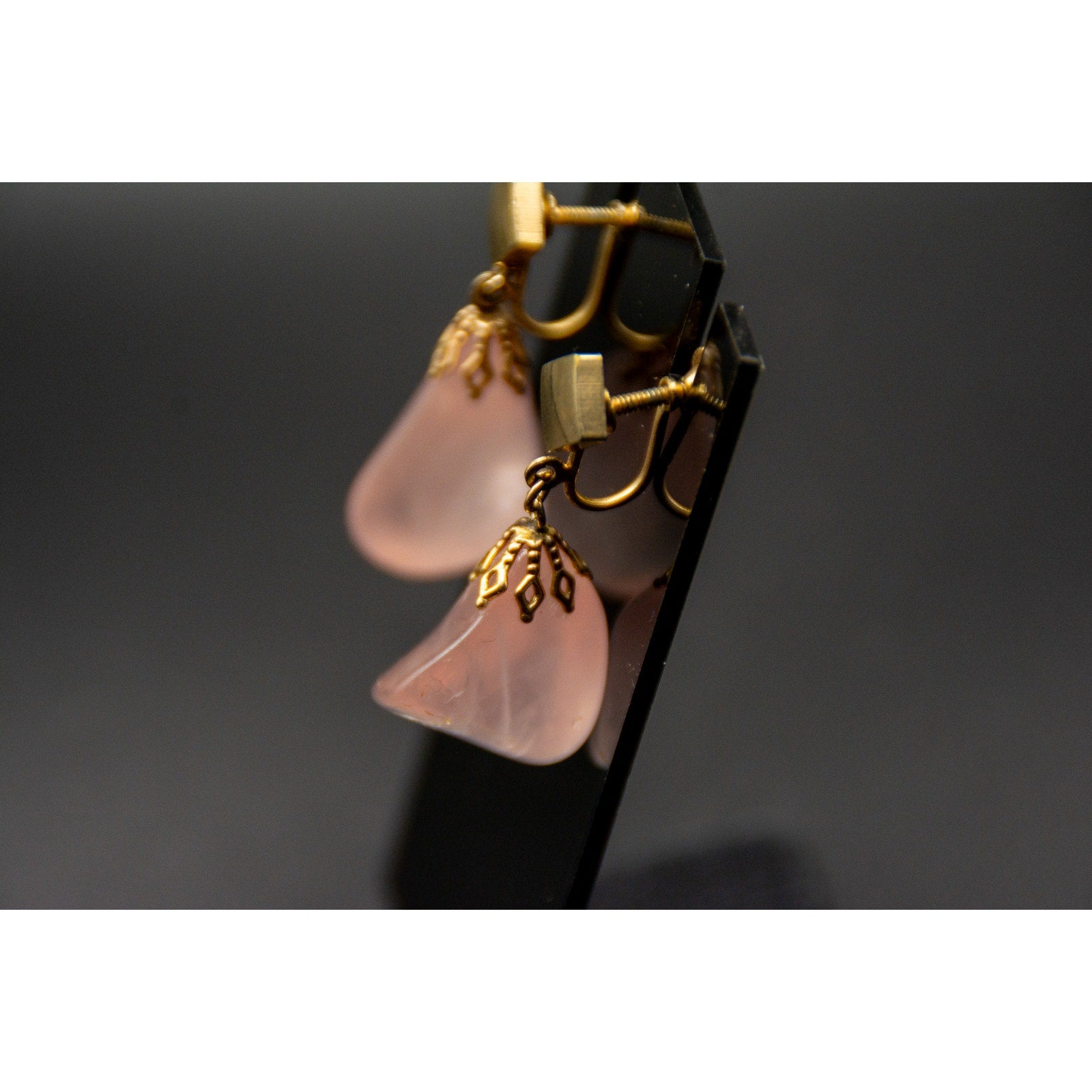 Vtg Rose Quartz Dangle Earrings Gold Tone Screw Back Handcrafted Love Crystal