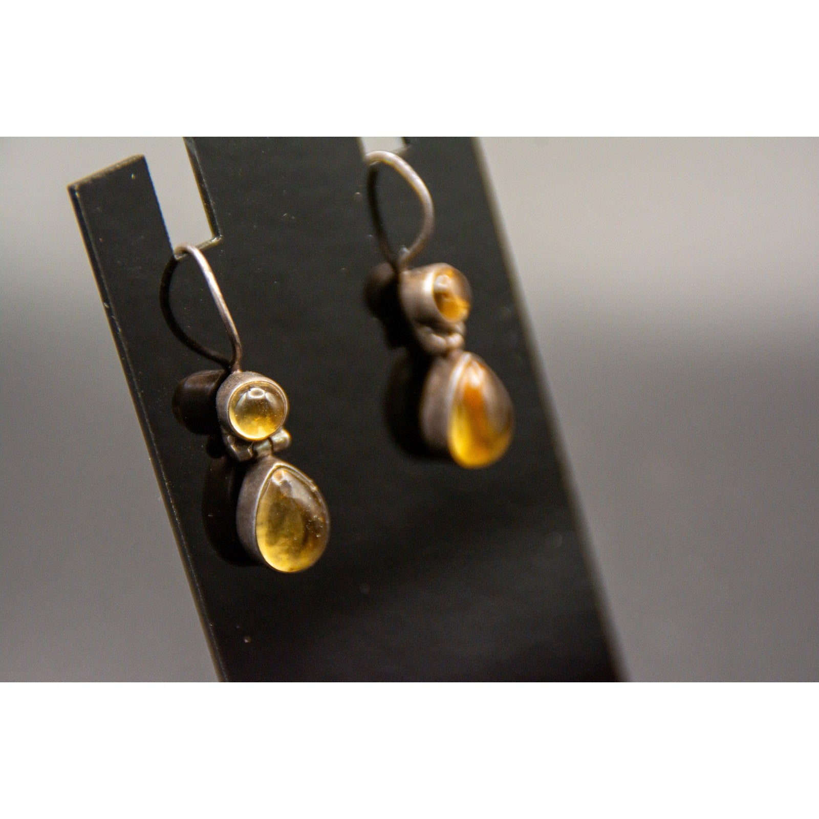 Vtg 925 Sterling Silver Citrine Cabochon Hinge Teardrop Dangle Hook Earrings