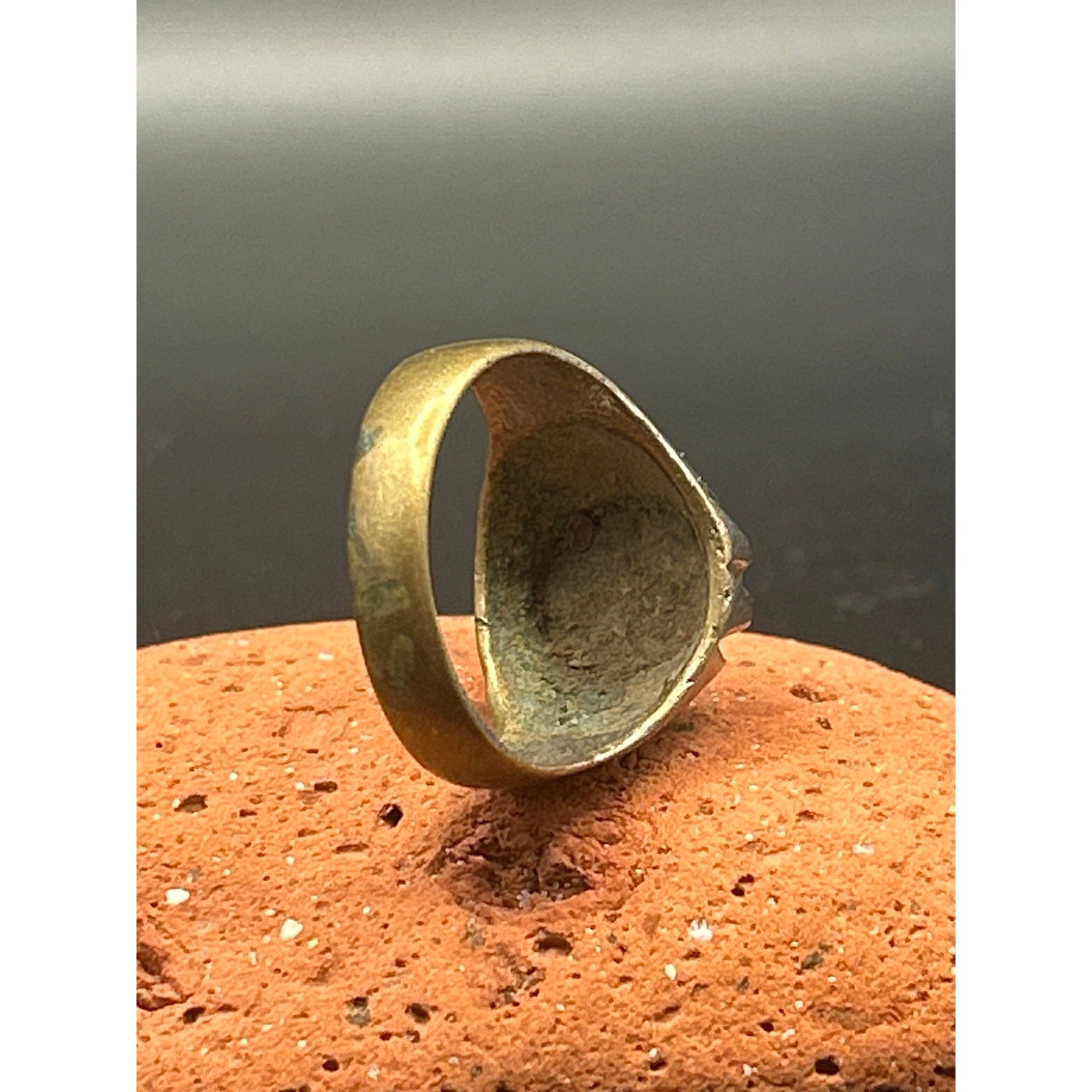 Vintage Afghan Kochi Tribal Ring Brass Alloy Green Glass Cabochon Size 10.5