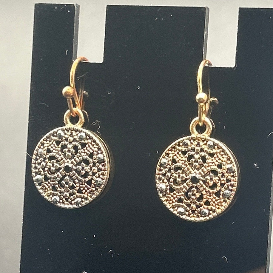 Vintage Gold Tone SE Asian Style Filigree Disc Dangle Earrings Black Stone
