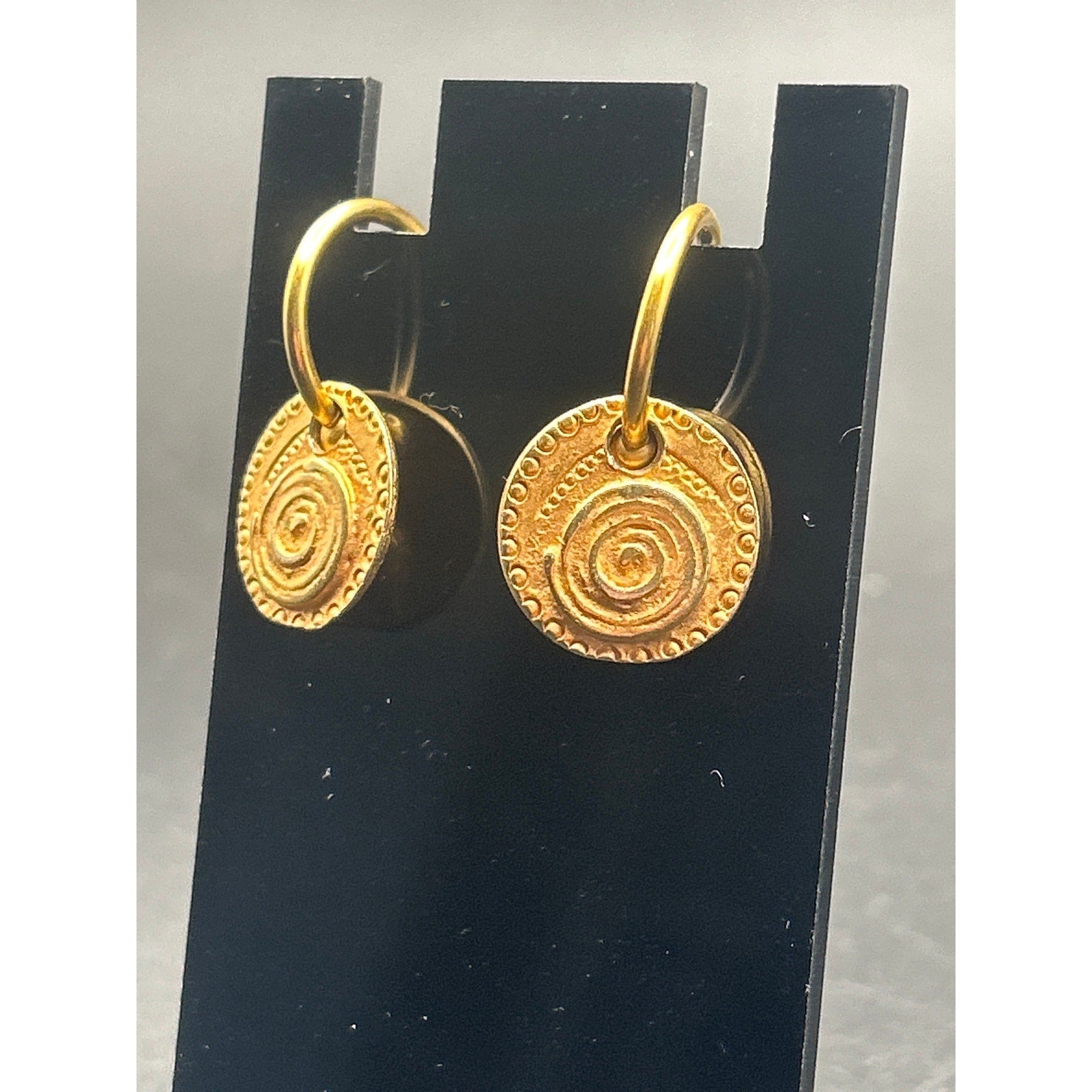 Vintage Gold Tone Textured Swirl Spiral Coin Medallion Drop Earrings