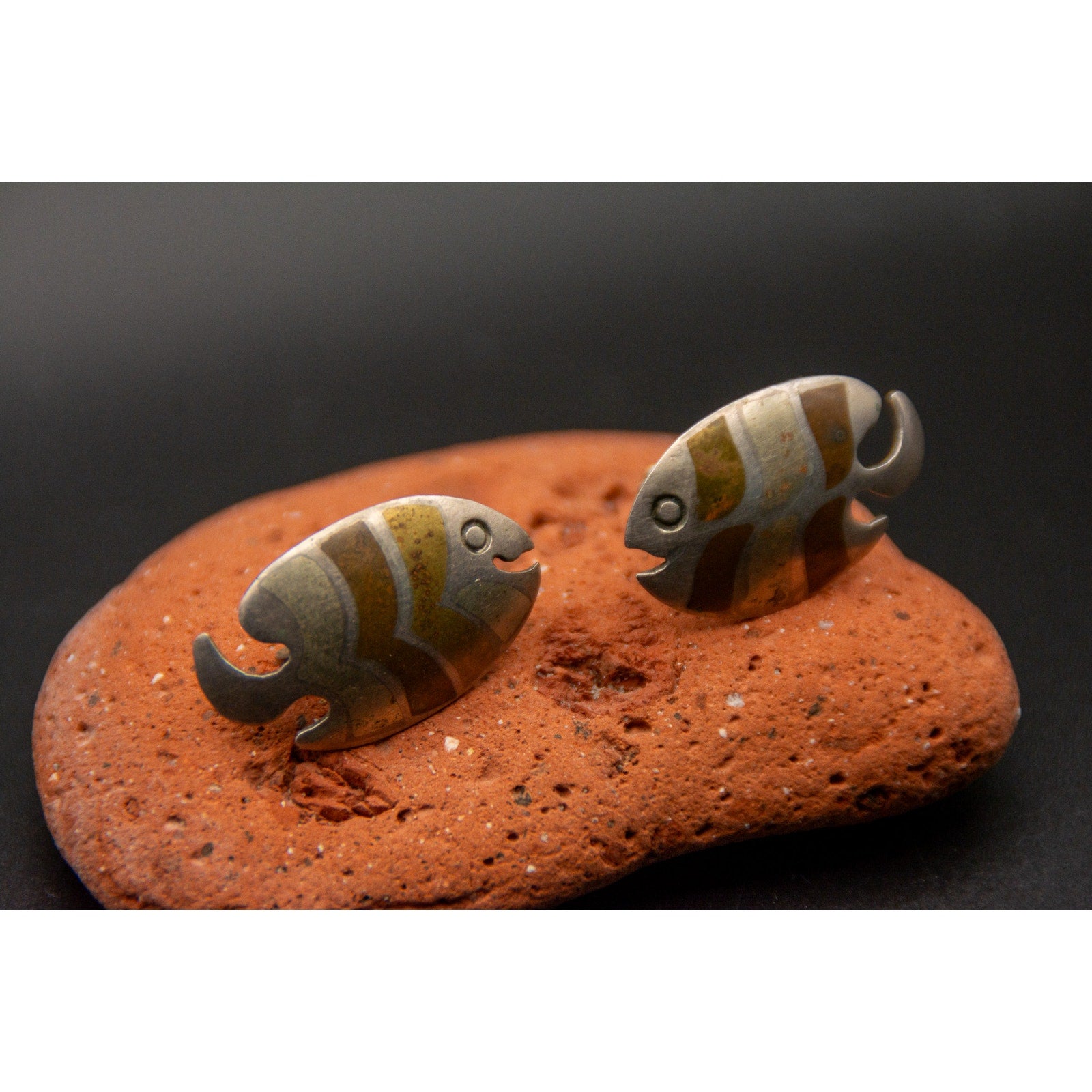 Vintage Mexican Metales Casados Silver Fish Screwback Earrings