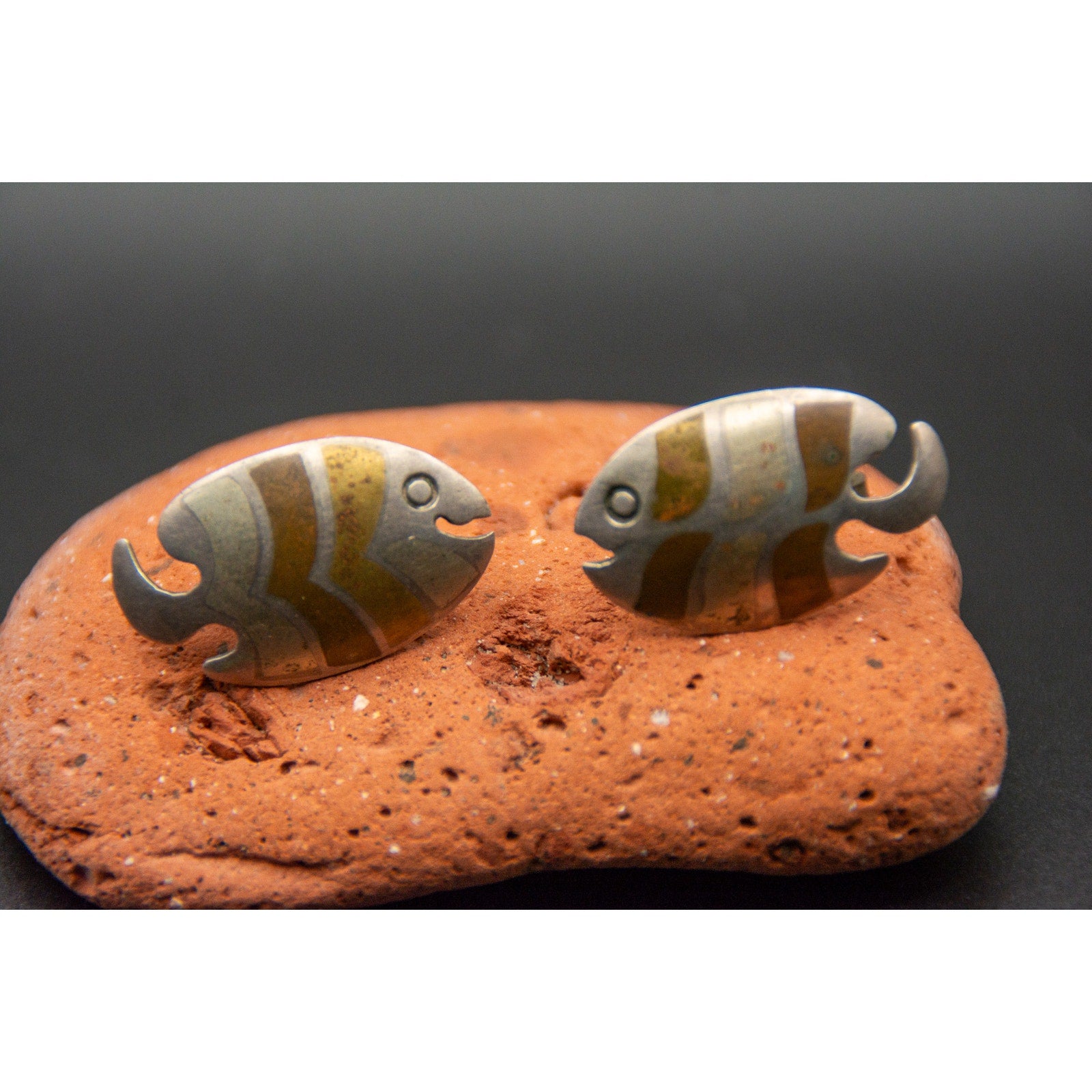 Vintage Mexican Metales Casados Silver Fish Screwback Earrings