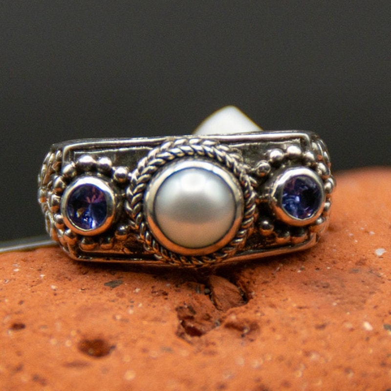 Sarda Bali Cultured Freshwater Pearl and Tanzanite 925 Ring - Size 9