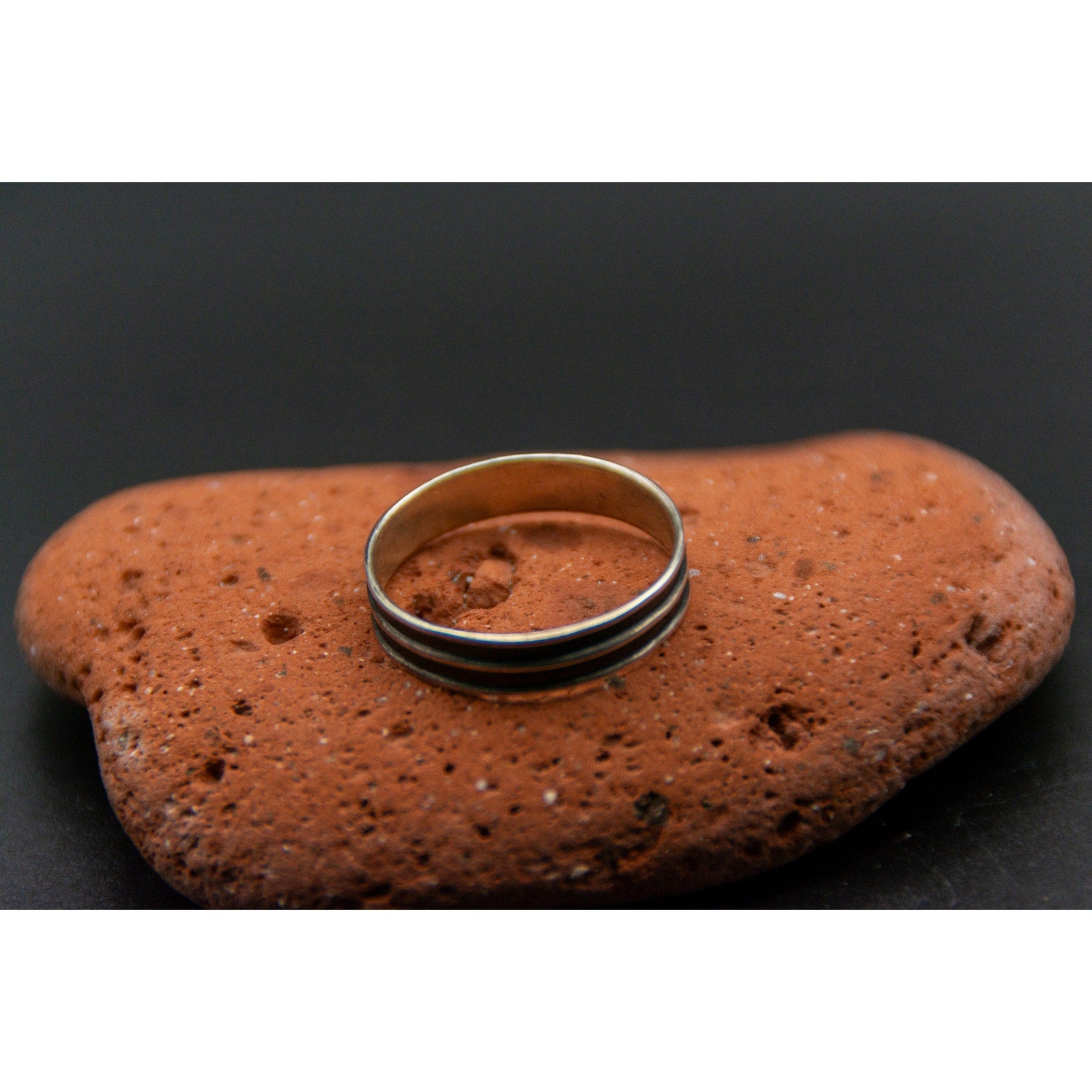Vintage Minimalist Silver Band - size 9