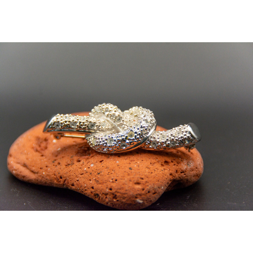 Vintage 80s Silver Tone Pave Rhinestone Oval Knot Brooch Pin