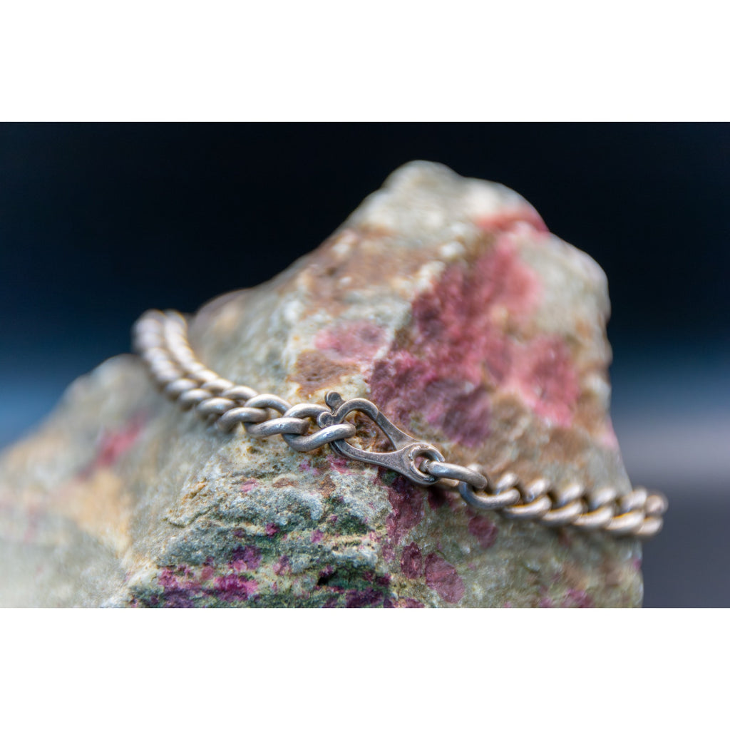 Vintage 1940s ID Bracelet in Sterling Silver - Size 6.75 Double Hook Clasp 20.3g
