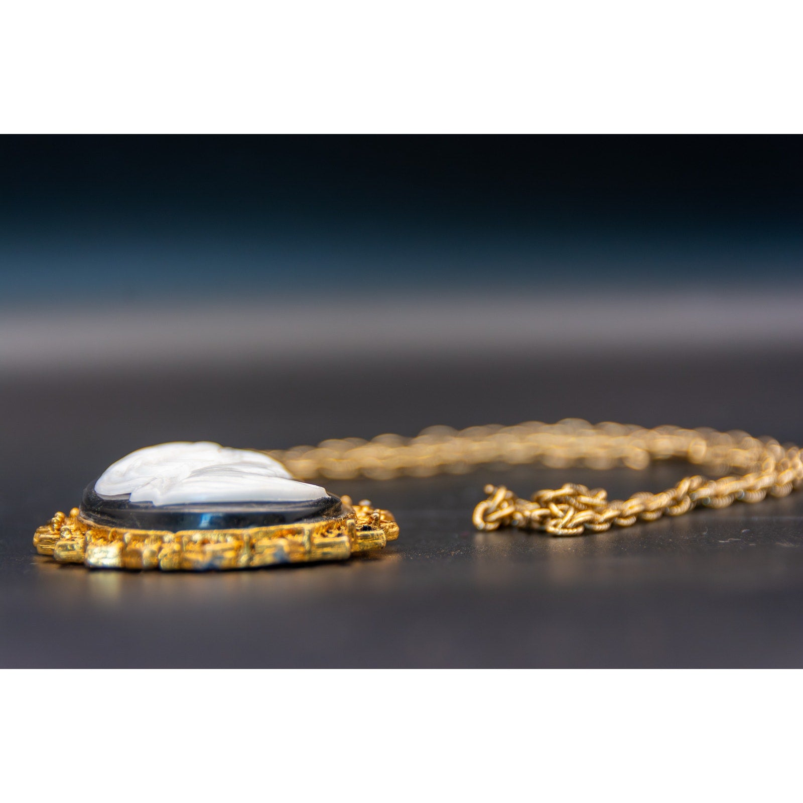 1950s Laurentian Manufacturing LJM Cameo Pendant with 18" Gold Tone Chain