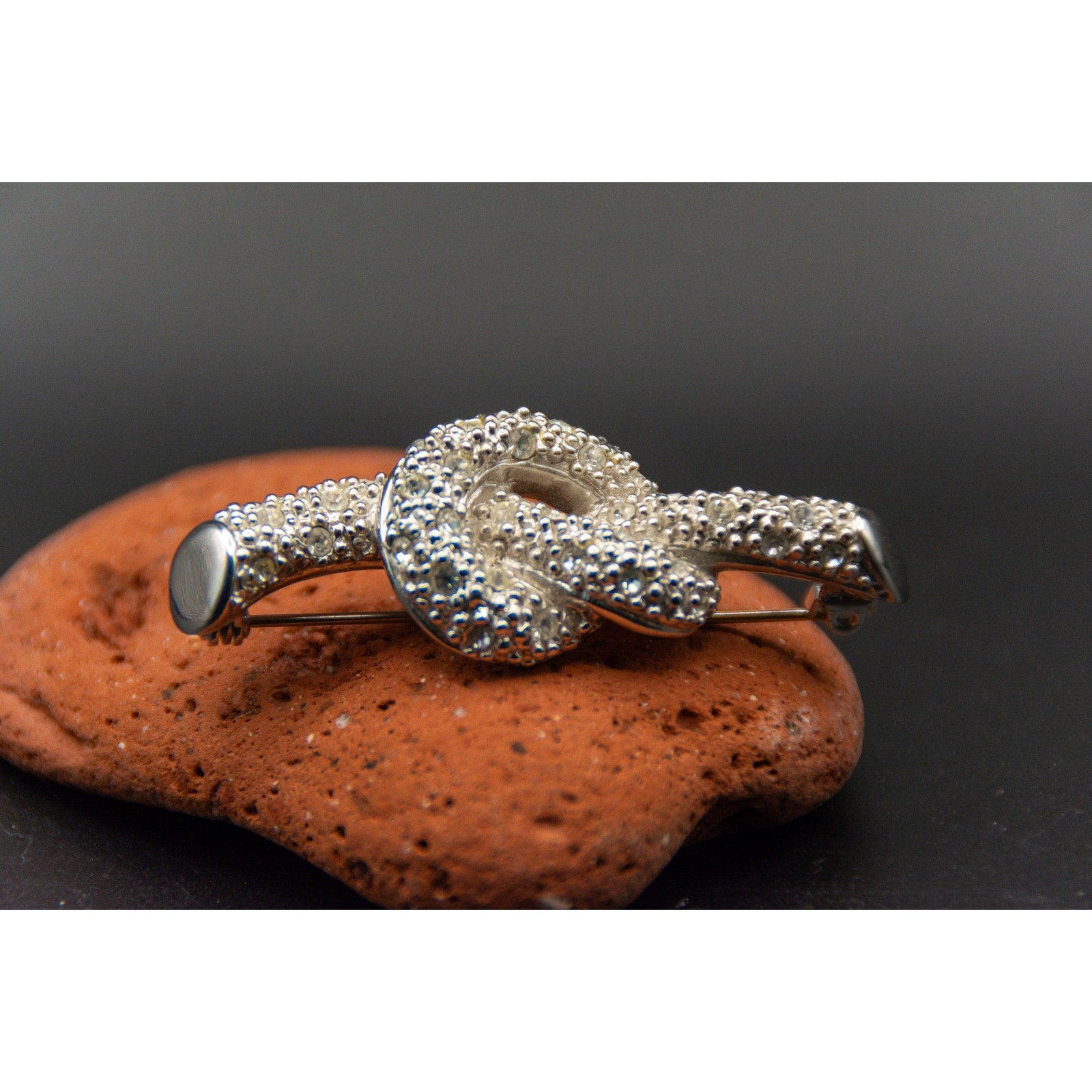Vintage 80s Silver Tone Pave Rhinestone Oval Knot Brooch Pin
