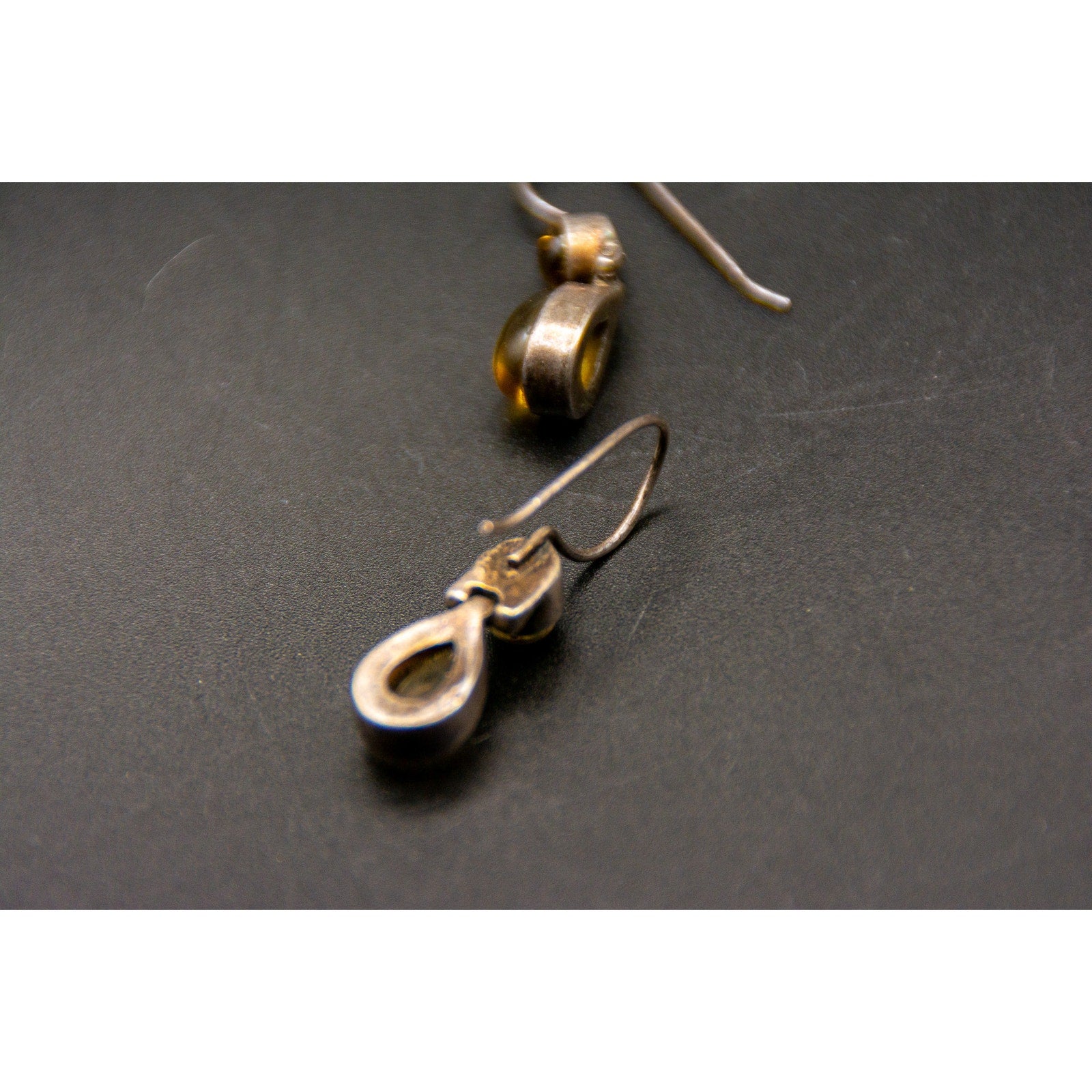 Vtg 925 Sterling Silver Citrine Cabochon Hinge Teardrop Dangle Hook Earrings
