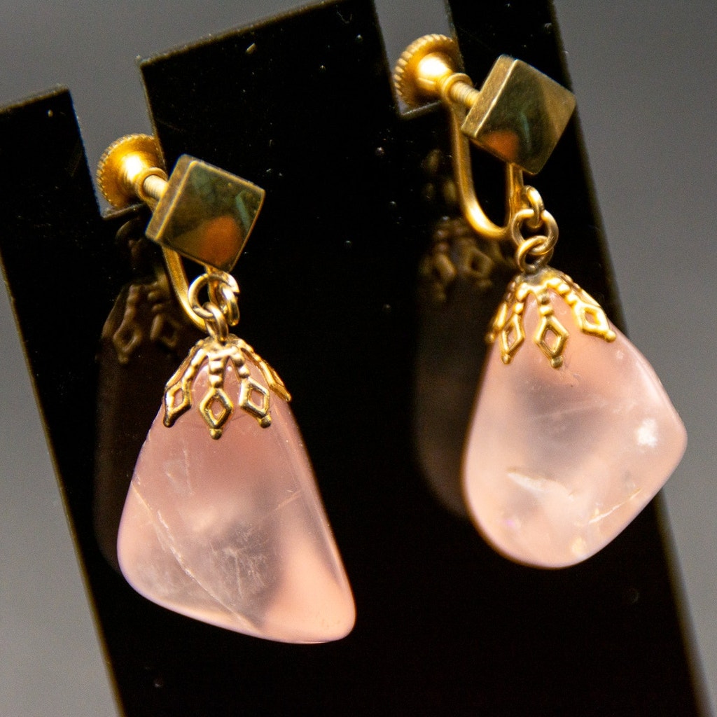 Vtg Rose Quartz Dangle Earrings Gold Tone Screw Back Handcrafted Love Crystal