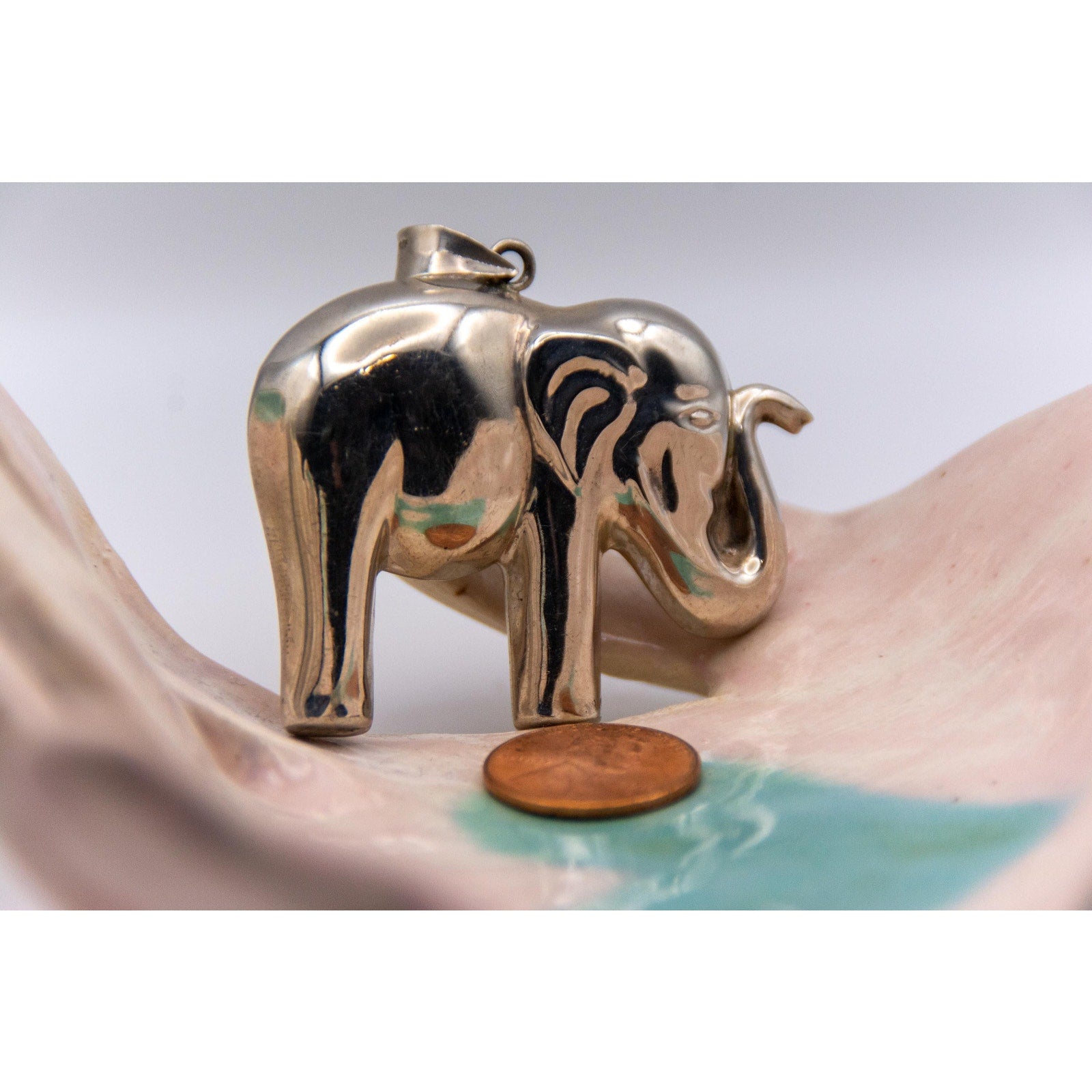 Vintage Sterling Silver Elephant Pendant 14.1g Solid 925 Animal Good Luck Charm