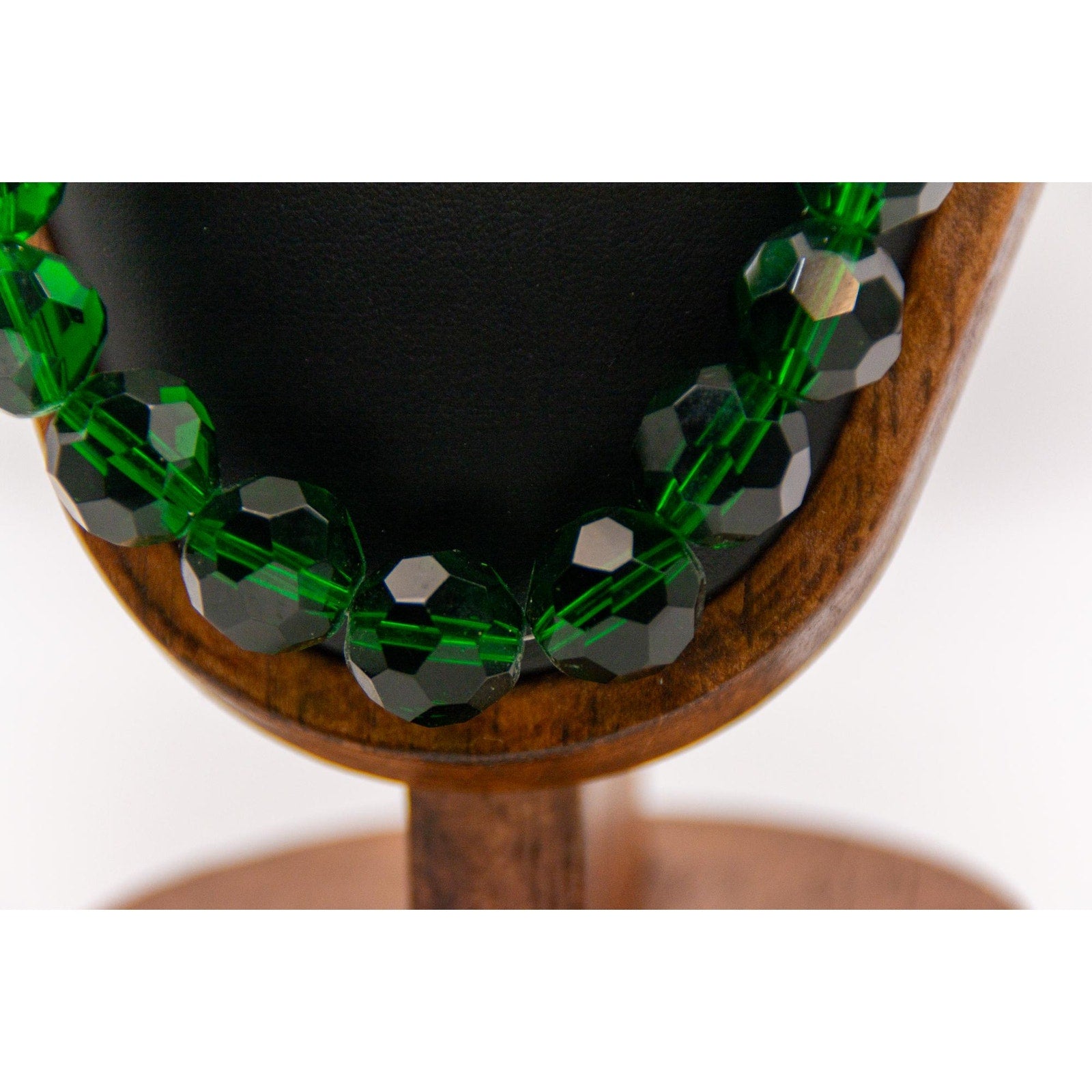 Antique 1920s Emerald Green Crystal Necklace 28" Art Deco Faceted Glass Beads